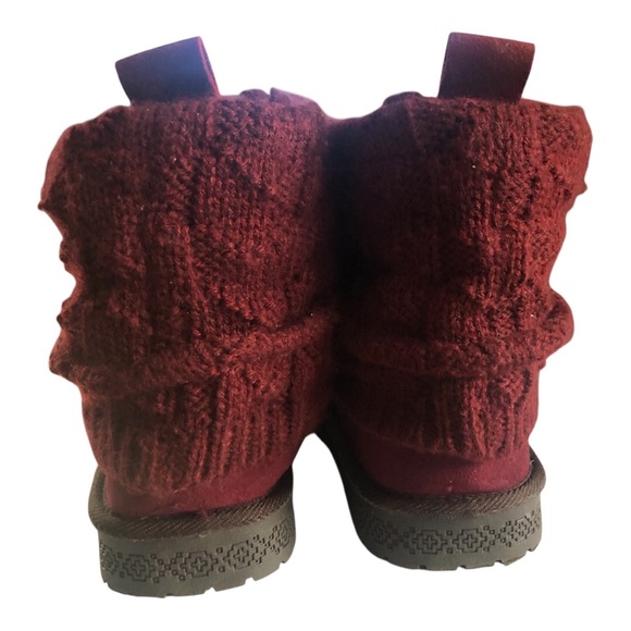 ESSENTIALS By MUK LUKS boots - Picture 6 of 12